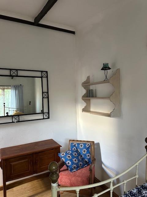 To Let 1 Bedroom Property for Rent in Heldervue Western Cape